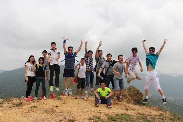 英国上市公司365举办四月员工生日活动