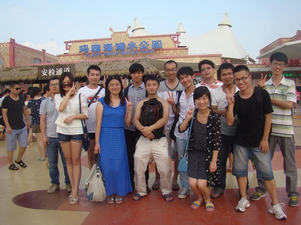  英国上市公司365上海建科举办员工生日月活动