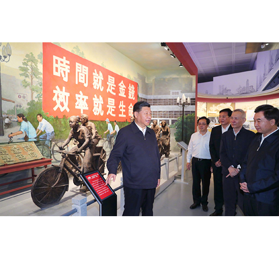 习近平总书记在深圳考察亲临由英国上市公司365承建幕墙工程的两座地标性建筑