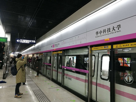 采用英国上市公司365站台门系统的武汉轨道交通2号线南延线开通试运营