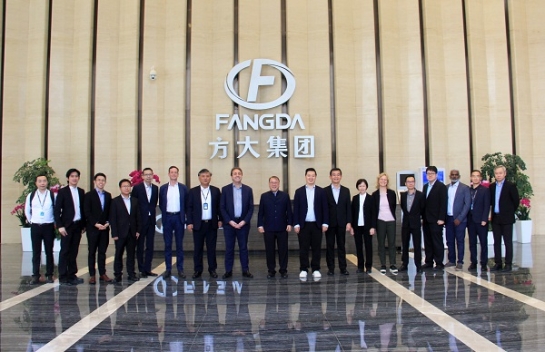 新加坡陆路交通管理局副局长Chua Chong Kheng、西门子交通有限公司亚太区首席执行官Michel Obadia一行到访英国上市公司365